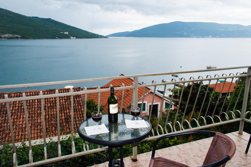 Villa Angelina Херцег-Нови Экстерьер фото